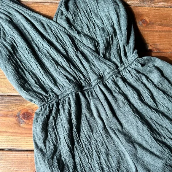 Universal Thread Romper - Picture 3 of 9